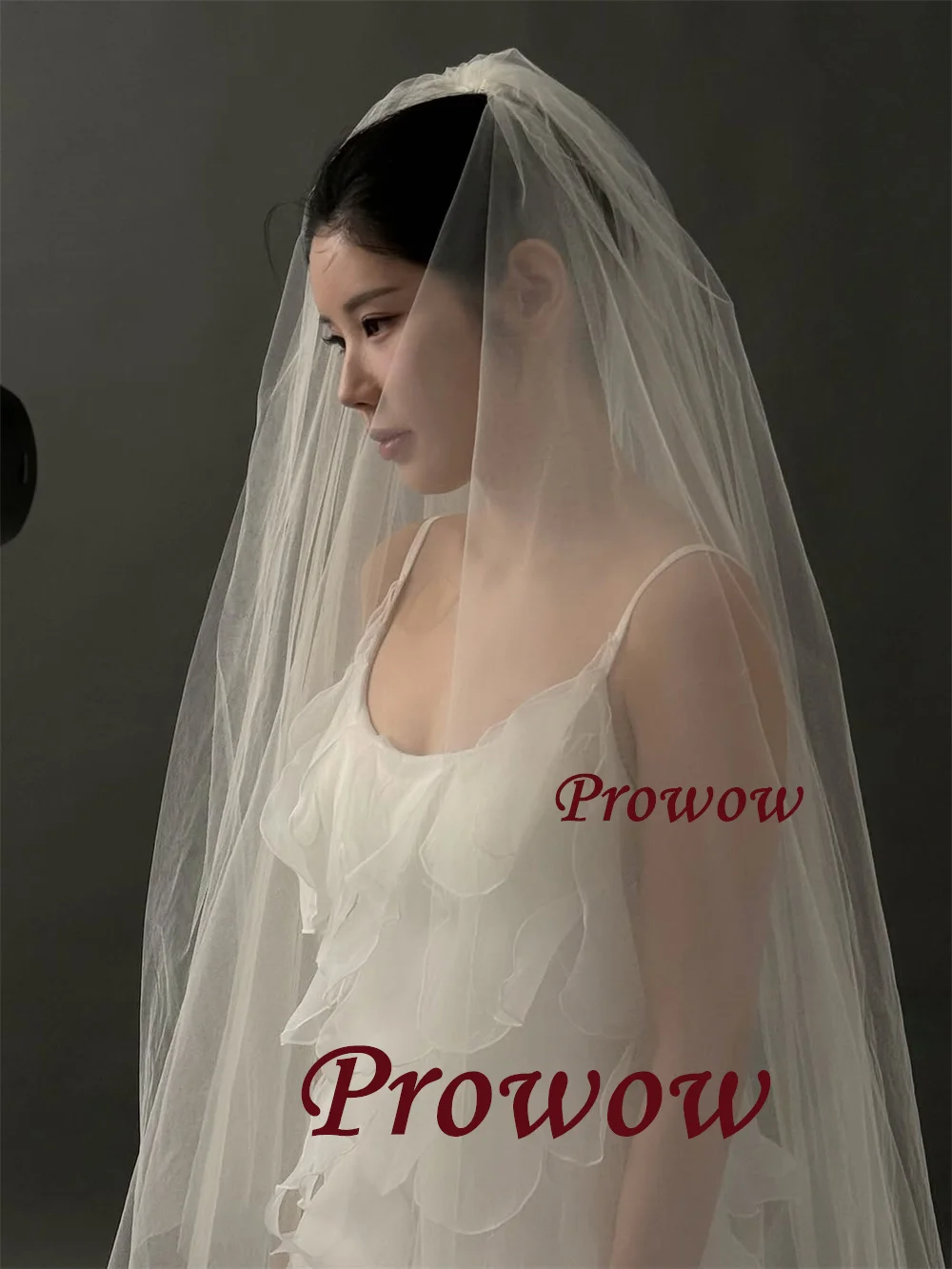 Prowow Роскошные корейские свадебные платья Многослойные оборки Свадебные платья по индивидуальному заказу с овальным воротником на тонких бретельках Вечерние платья
Prowow Роскошные корейские свадебные платья Многослойные оборки Свадебные платья по индивидуальному заказу с овальным воротником на тонких бретельках Вечерние платья