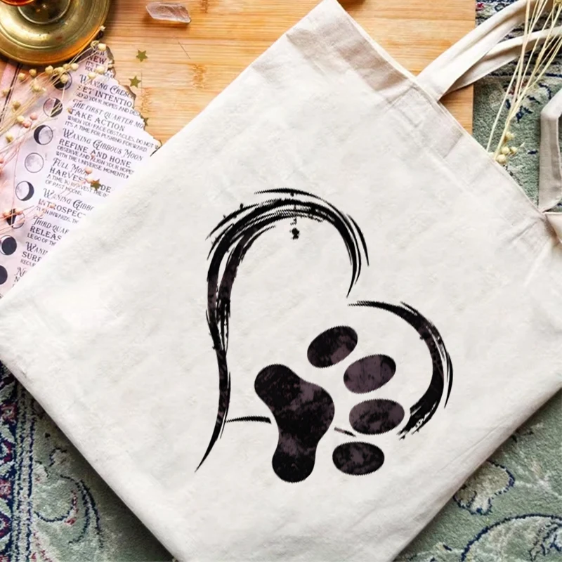 Vintage Heart Paw Graphics Canvas Tote Bag Casual Cat Dog Lover Gifts Women Shopping Bags Fun Cat Mama Dog Mom Shoulder Bag
Vintage Heart Paw Graphics Canvas Tote Bag Casual Cat Dog Lover Gifts Women Shopping Bags Fun Cat Mama Dog Mom Shoulder Bag