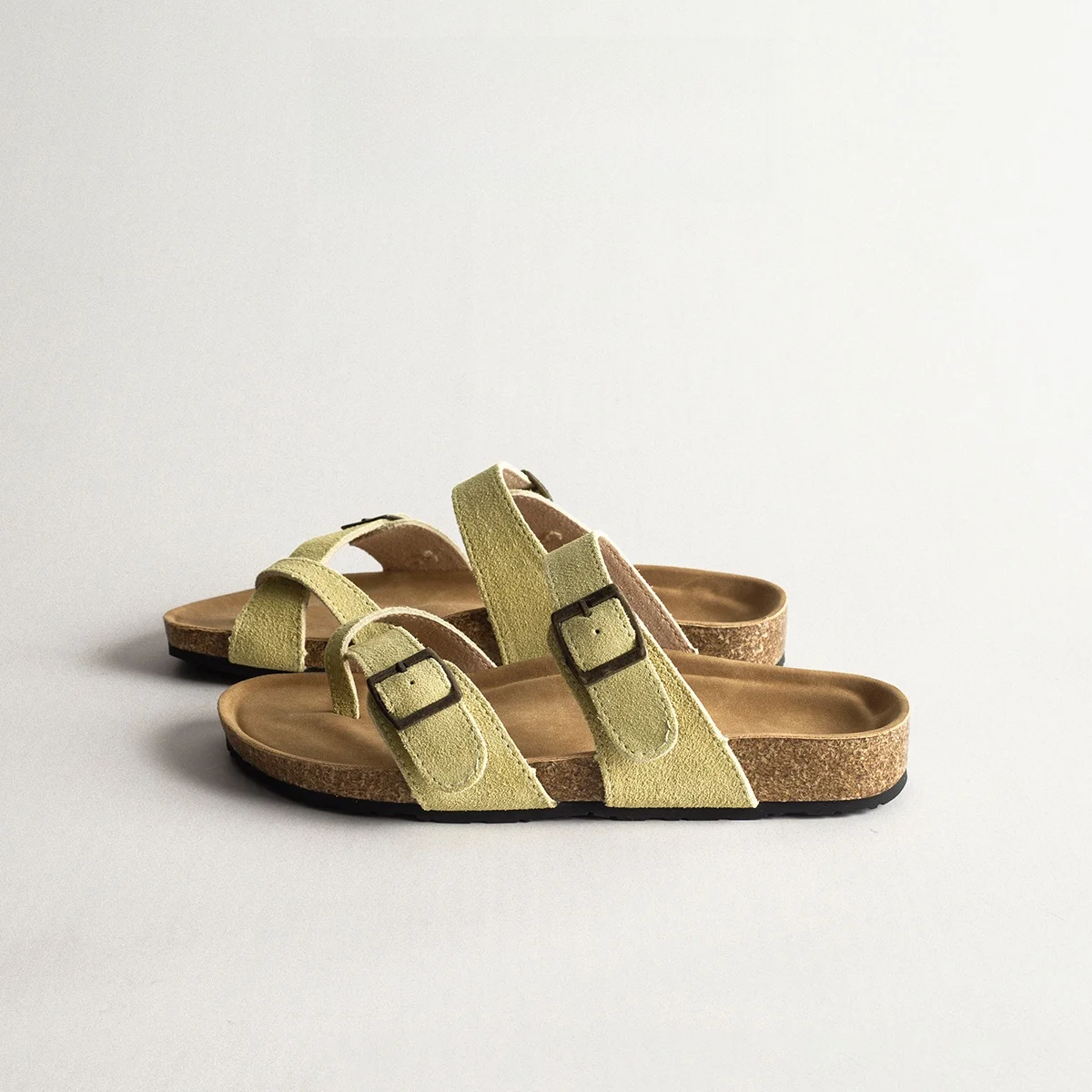 Leather Retro Thick Bottom Cork Slippers Women Summer Outdoor Casual Beach Toe Post Sandals Holiday Style Sandals
Leather Retro Thick Bottom Cork Slippers Women Summer Outdoor Casual Beach Toe Post Sandals Holiday Style Sandals