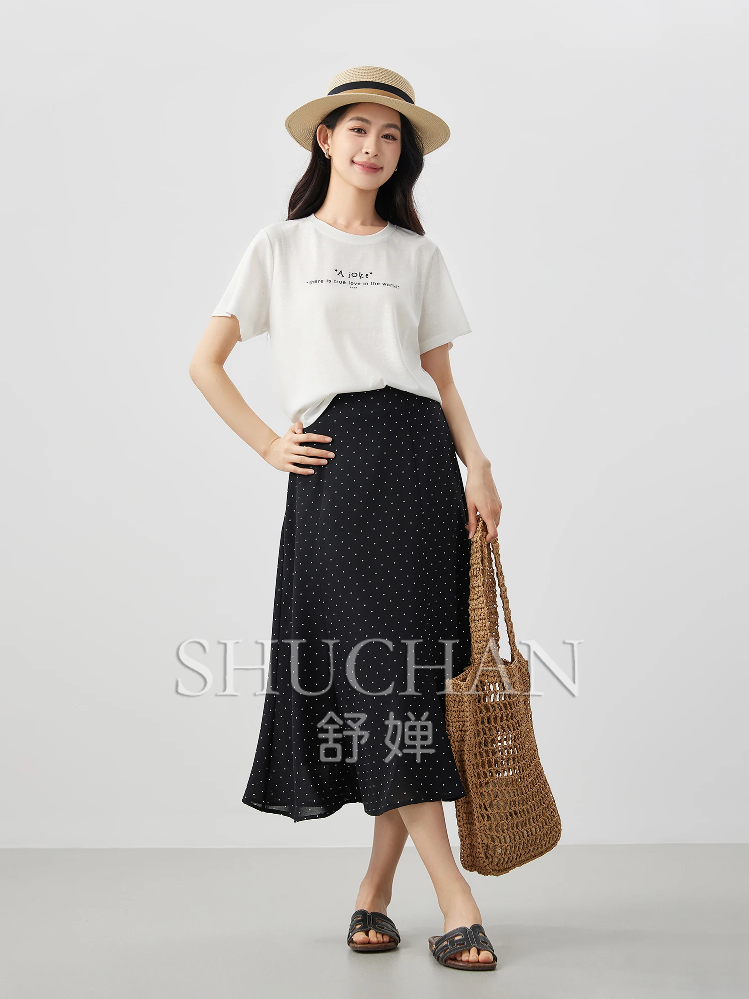 25 Personalized Letter Printing Round Neck T-shirt Women Short Sleeve Blusas Mujer De Moda Crop Top Women
25 Personalized Letter Printing Round Neck T-shirt Women Short Sleeve Blusas Mujer De Moda Crop Top Women