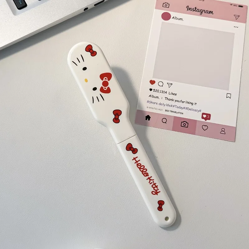 Kawaii Hello Kitty Comb Cartoon Folding Mini Cute Women Accessories Portable Decorative Supplies Desktop Ornament Gift Wholesale
Kawaii Hello Kitty Comb Cartoon Folding Mini Cute Women Accessories Portable Decorative Supplies Desktop Ornament Gift Wholesale