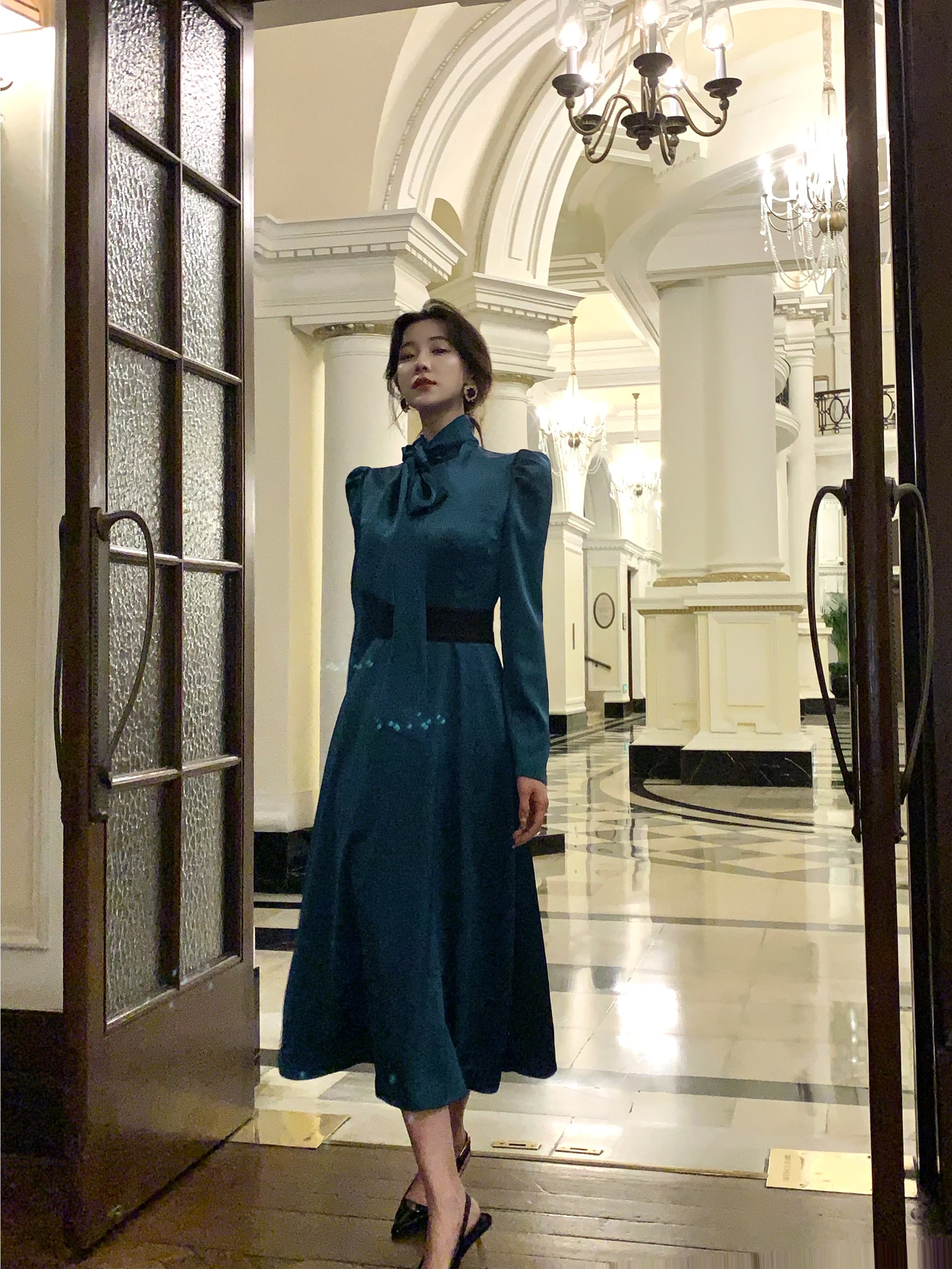 Slim Fit Long Sve Stand Collar A-Line Dr High Waist Design Commute Sle Women's Faion Spring Summer Dr
Slim Fit Long Sve Stand Collar A-Line Dr High Waist Design Commute Sle Women's Faion Spring Summer Dr