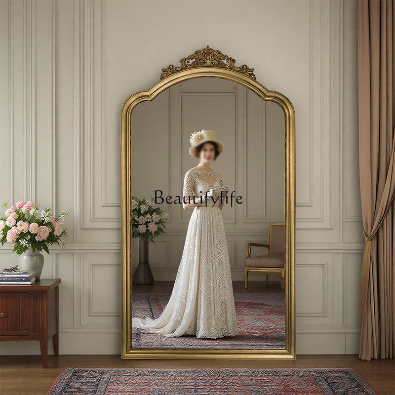 French retro full-length mirror American living room carved wall hanging wall fitting
French retro full-length mirror American living room carved wall hanging wall fitting