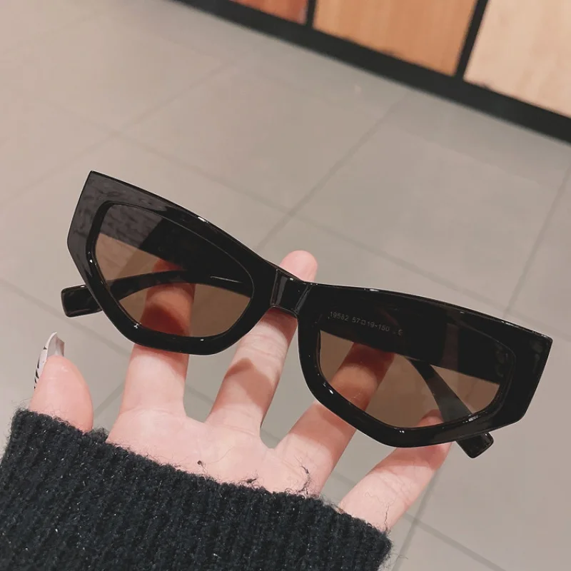 Summer New Cat Eye Sunglasses Fashionable Retro Concave Hip Hop Sunglasses for Women
Summer New Cat Eye Sunglasses Fashionable Retro Concave Hip Hop Sunglasses for Women