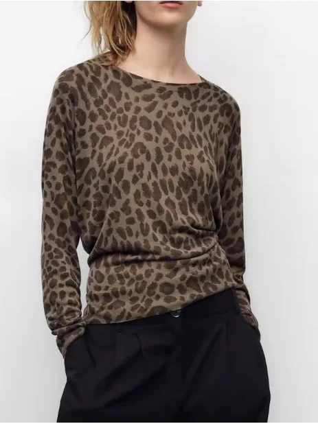 Spring New Basic Long Sleeve Knitted Sweater Fine Needle Versatile Simple Clean Fit Large Size Women's Inner Wear Travel Frie...
Spring New Basic Long Sleeve Knitted Sweater Fine Needle Versatile Simple Clean Fit Large Size Women's Inner Wear Travel Frie...