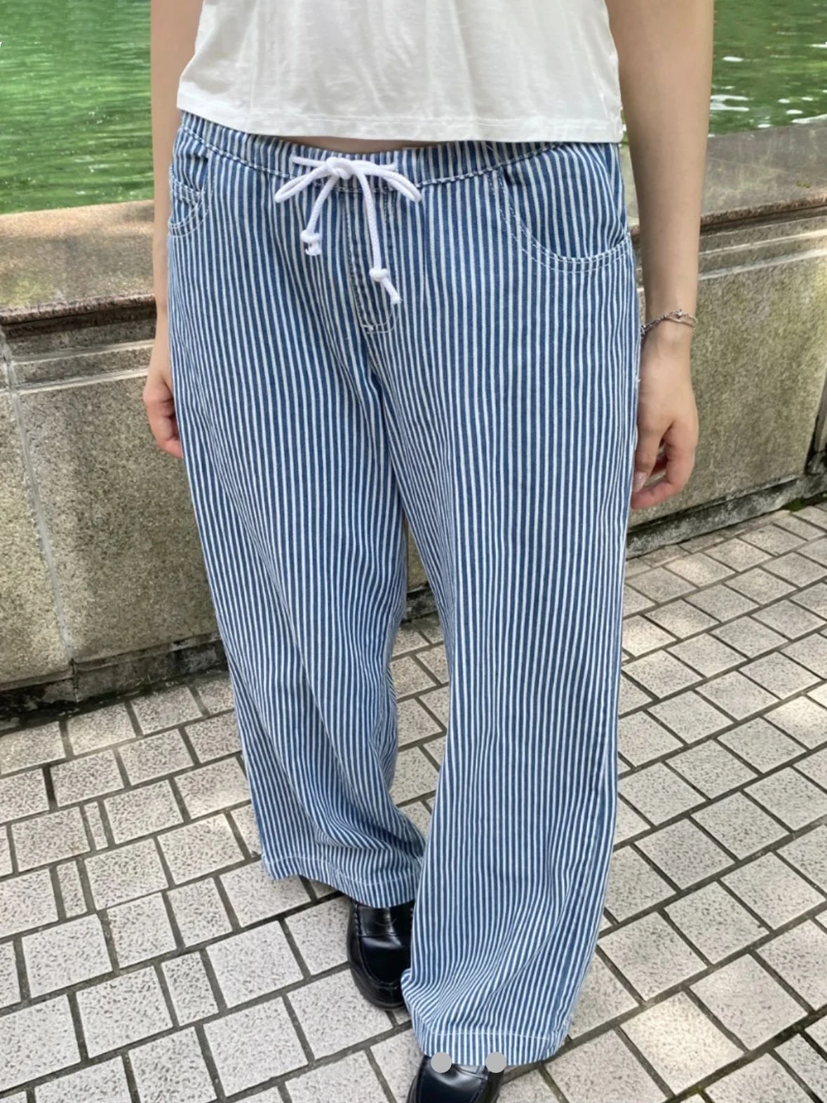 Синие полосатые прямые брюки на шнурке, женские осенние хлопковые длинные брюки с низкой талией и карманами, винтажные уличные мешковатые брюки Y2k
Синие полосатые прямые брюки на шнурке, женские осенние хлопковые длинные брюки с низкой талией и карманами, винтажные уличные мешковатые брюки Y2k