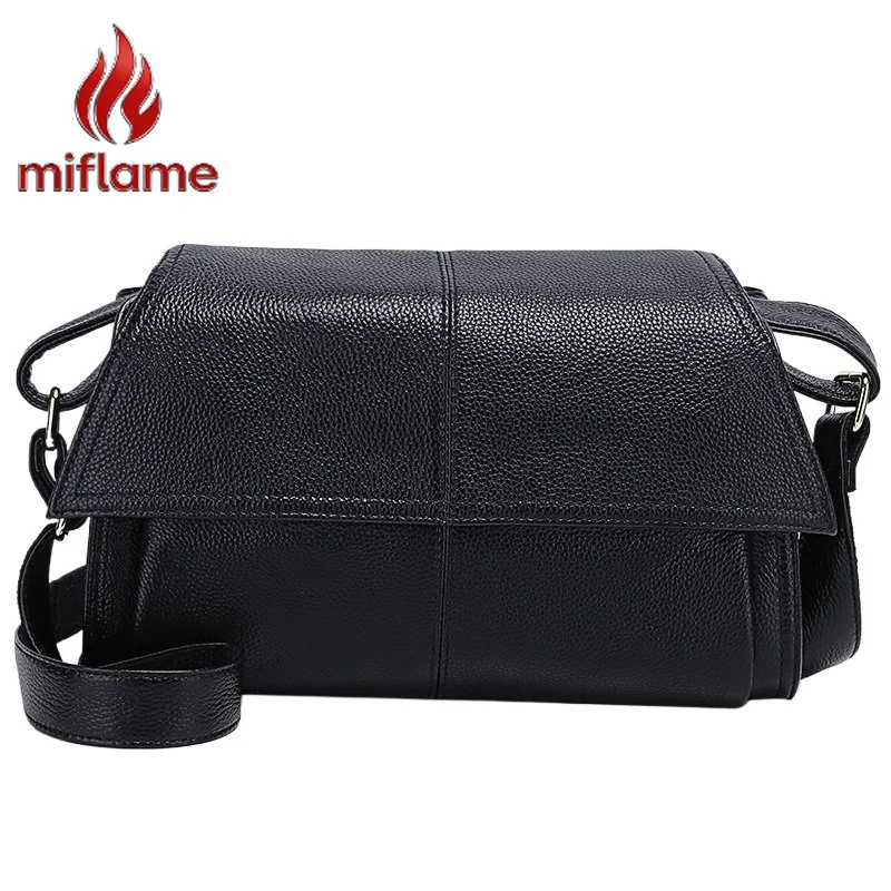 Women's Large Leather Shoulder Bag Top Grain Cowhide Soft Flap Large Capacity Vintage Style for Work Travel
Women's Large Leather Shoulder Bag Top Grain Cowhide Soft Flap Large Capacity Vintage Style for Work Travel