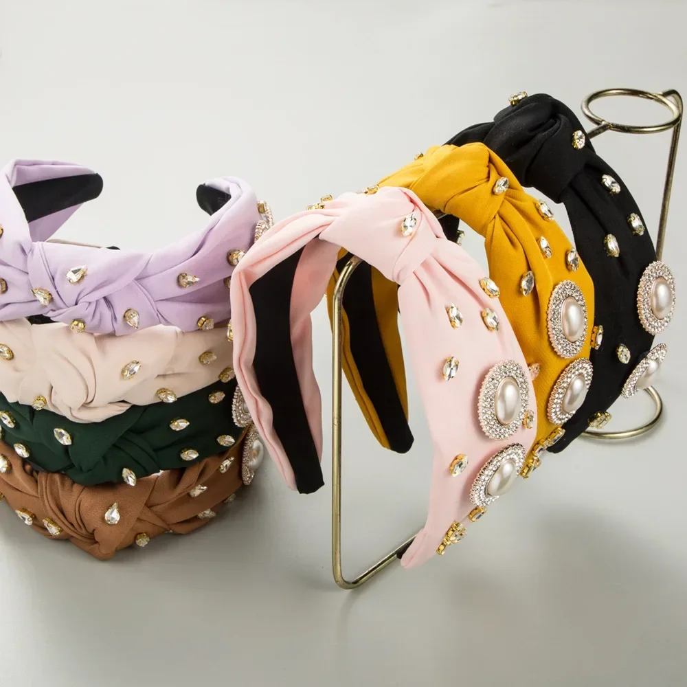 Европейские и американские новые жемчужные аксессуары для волос 
Европейские и американские новые жемчужные аксессуары для волос