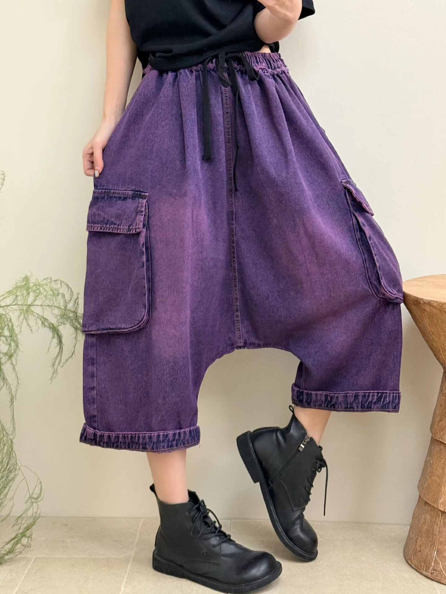 Spring 2026 Women's Oversized Casual Denim Shorts Loose Fit Individual Style Fashionable Seven-Foot Harlan Pants Cotton Blend
Spring 2026 Women's Oversized Casual Denim Shorts Loose Fit Individual Style Fashionable Seven-Foot Harlan Pants Cotton Blend