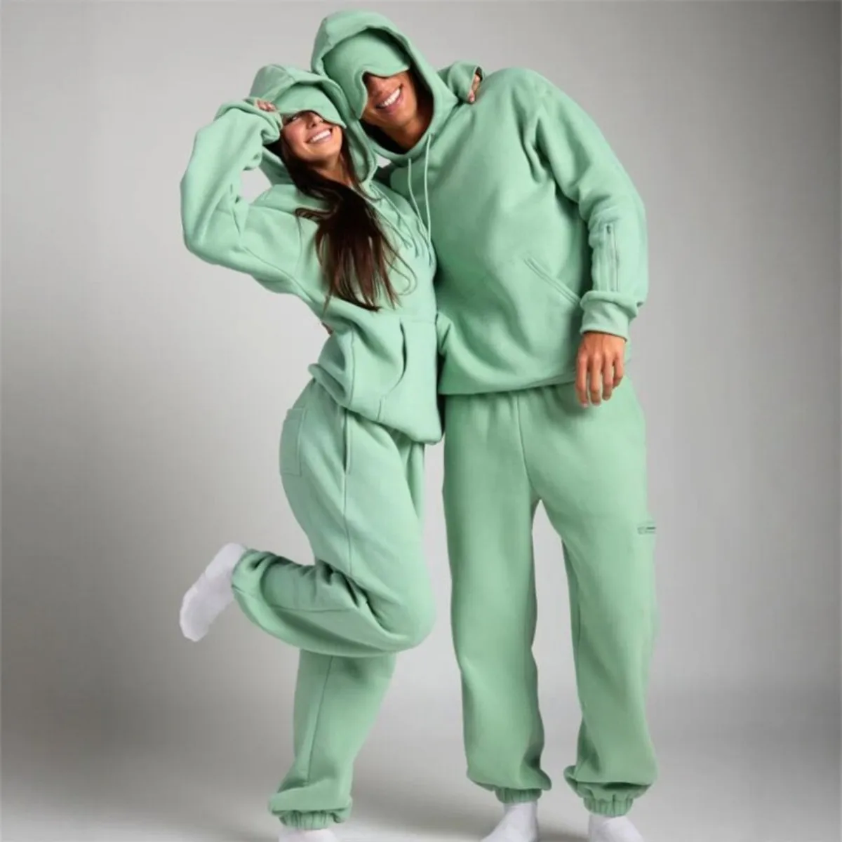 Fashionable Hoodie Top Pants Set Women's Casual Sportswear Long Sleeve Winter Outfit Long Pants Comfortable Two-Piece Suit
Fashionable Hoodie Top Pants Set Women's Casual Sportswear Long Sleeve Winter Outfit Long Pants Comfortable Two-Piece Suit