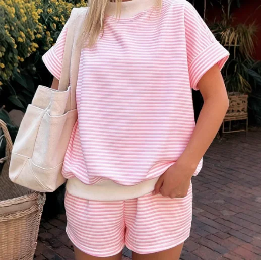Two Piece Set Women Outfit 2026 Spring Summer New Striped Contrasting Round Neck Short Sleeve T-Shirt & Casual Daily Shorts Set
Two Piece Set Women Outfit 2026 Spring Summer New Striped Contrasting Round Neck Short Sleeve T-Shirt & Casual Daily Shorts Set