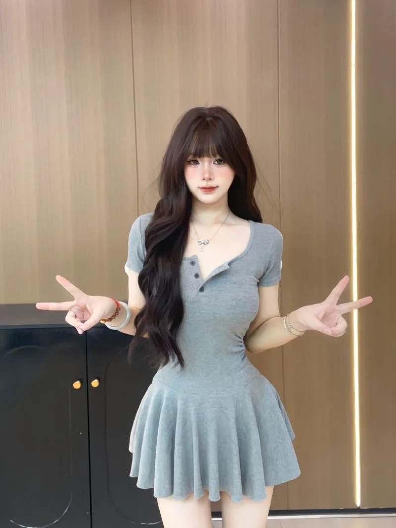 Sweet Hot Girl Pure Sexy Short-sleeved Dress Women's Autumn Square Collar Pleated Slim Fit A-line Dress Fashion Female Clothes
Sweet Hot Girl Pure Sexy Short-sleeved Dress Women's Autumn Square Collar Pleated Slim Fit A-line Dress Fashion Female Clothes
