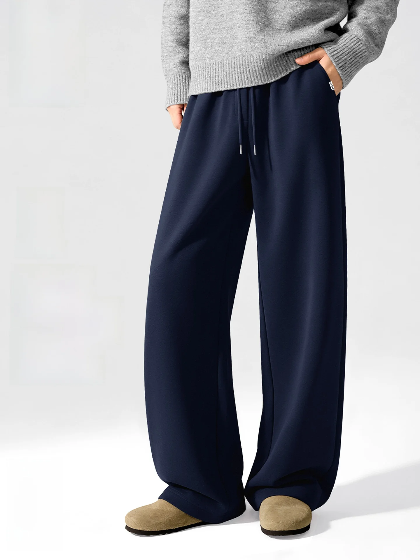 Мужские широкие брюки на флисовой подкладке, повседневные теплые брюки на осень-зиму, новые удобные прямые брюки
Мужские широкие брюки на флисовой подкладке, повседневные теплые брюки на осень-зиму, новые удобные прямые брюки