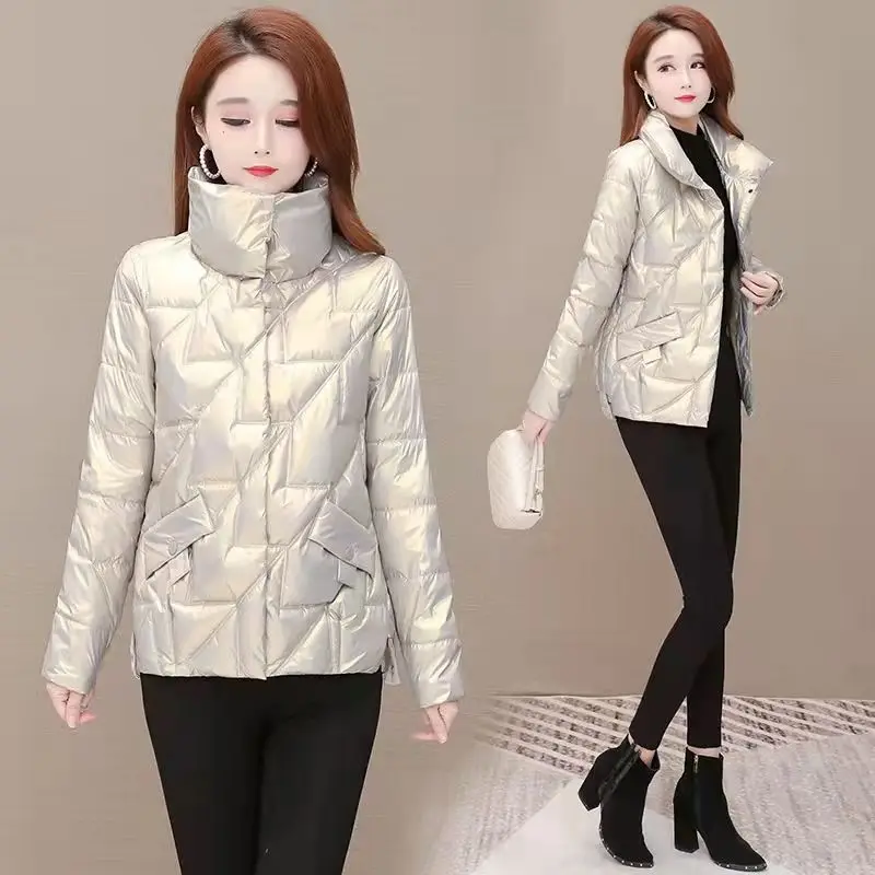 Women Cotton Padded Jacket Ultralight Coat Female New Parkas Winter Ladies Thickened Slim Warm Jackets Hooded Parka G392
Women Cotton Padded Jacket Ultralight Coat Female New Parkas Winter Ladies Thickened Slim Warm Jackets Hooded Parka G392
