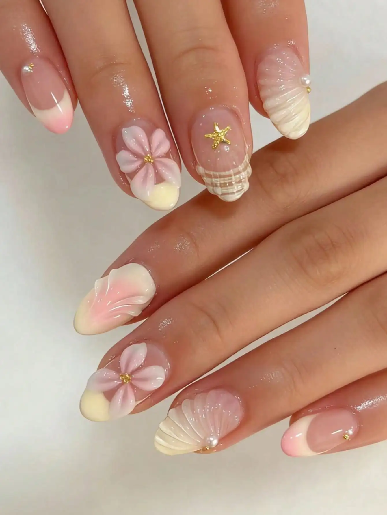 24pcs Short Oval 3D Gel Nail Stickers with Flower & Pearl Design, French Manicure Wraps. Includes Gel Polish & Nail File. For Women & Girls, Daily & Party.
24pcs Short Oval 3D Gel Nail Stickers with Flower & Pearl Design, French Manicure Wraps. Includes Gel Polish & Nail File. For Women & Girls, Daily & Party.