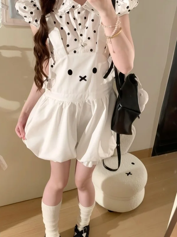 Cute Japanese Style Sweet Polka Dot Bubble Sleeve Top with Bear Strap Flower Bud Pants Daughter's Fashion Summer Outfit Set
Cute Japanese Style Sweet Polka Dot Bubble Sleeve Top with Bear Strap Flower Bud Pants Daughter's Fashion Summer Outfit Set