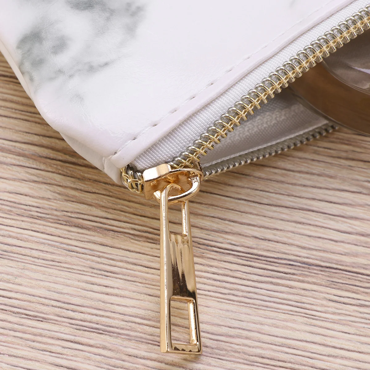 Marble Lightweight Durable Bag Zipper Closure Travel Toiletry Pouch Makeup Organizer Storage
Marble Lightweight Durable Bag Zipper Closure Travel Toiletry Pouch Makeup Organizer Storage