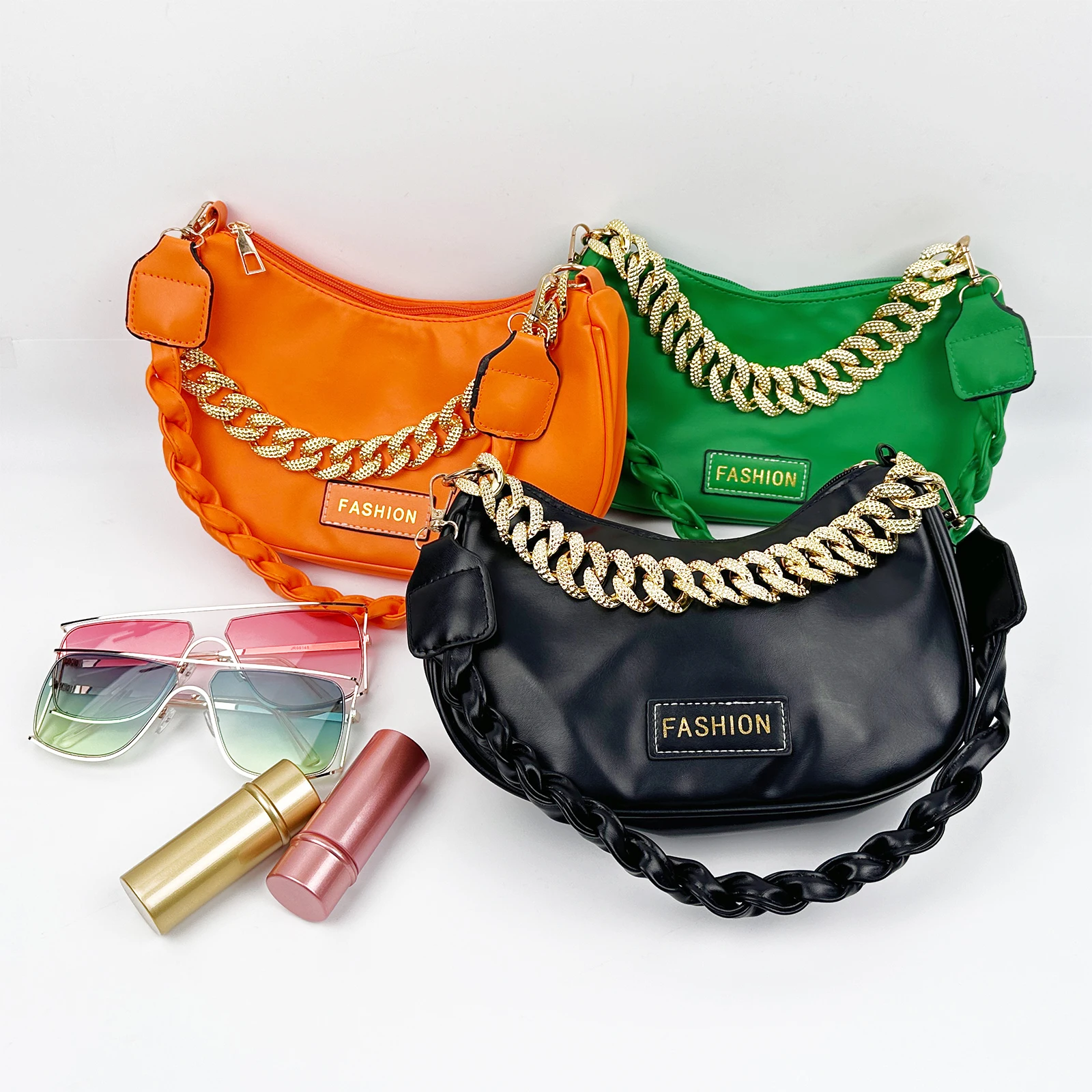 Women's crescent-shaped shoulder bag, mini clutch for summer, cute solid color underarm wallet, fashionable and trendy bag
Women's crescent-shaped shoulder bag, mini clutch for summer, cute solid color underarm wallet, fashionable and trendy bag