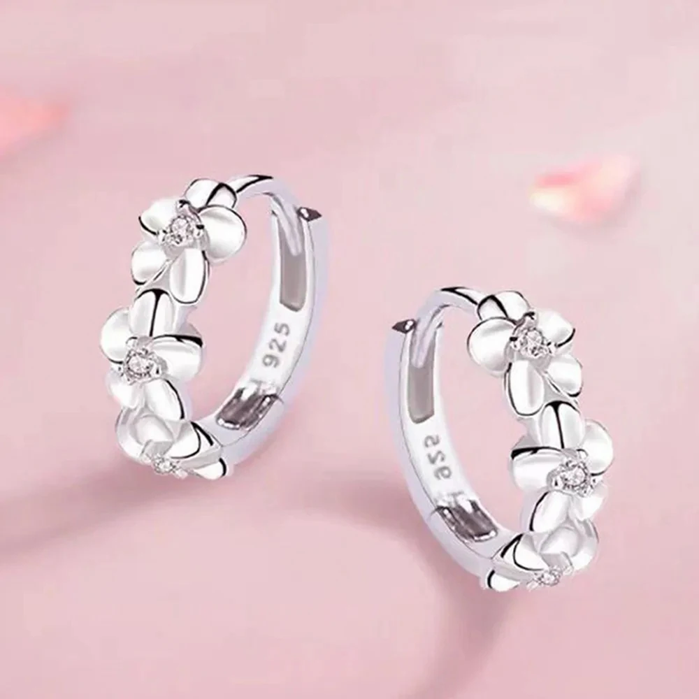 Luxury S Sterling Silver Camellia Pattern Earrings, Fashionable, Cute, Elegant, Wedding Gift Accessories
Luxury S Sterling Silver Camellia Pattern Earrings, Fashionable, Cute, Elegant, Wedding Gift Accessories