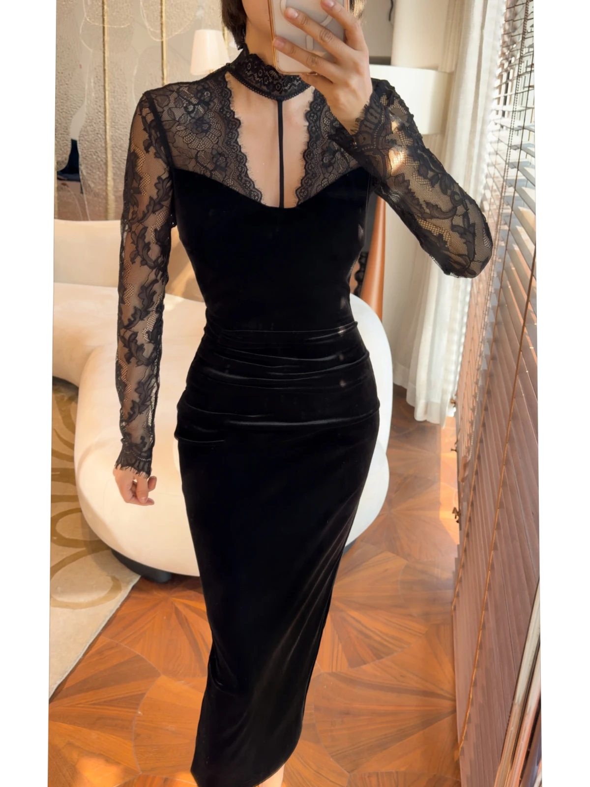 Elegant Velvet Lace Patchwork Belted Back Split Dress XULU Original V-neck Gown Long Sleeve Slim Fit Daily Wear Ladies Dress
Elegant Velvet Lace Patchwork Belted Back Split Dress XULU Original V-neck Gown Long Sleeve Slim Fit Daily Wear Ladies Dress