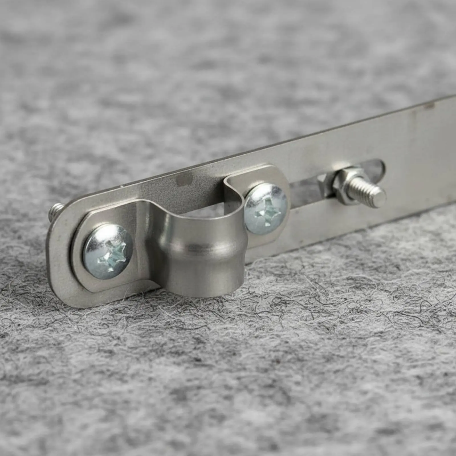 Mailbox Mounting Bracket Robust Duty Mailbox Post Mount Bracket Letterbox Railing Mount Reinforcing Support for Outdoor
Mailbox Mounting Bracket Robust Duty Mailbox Post Mount Bracket Letterbox Railing Mount Reinforcing Support for Outdoor