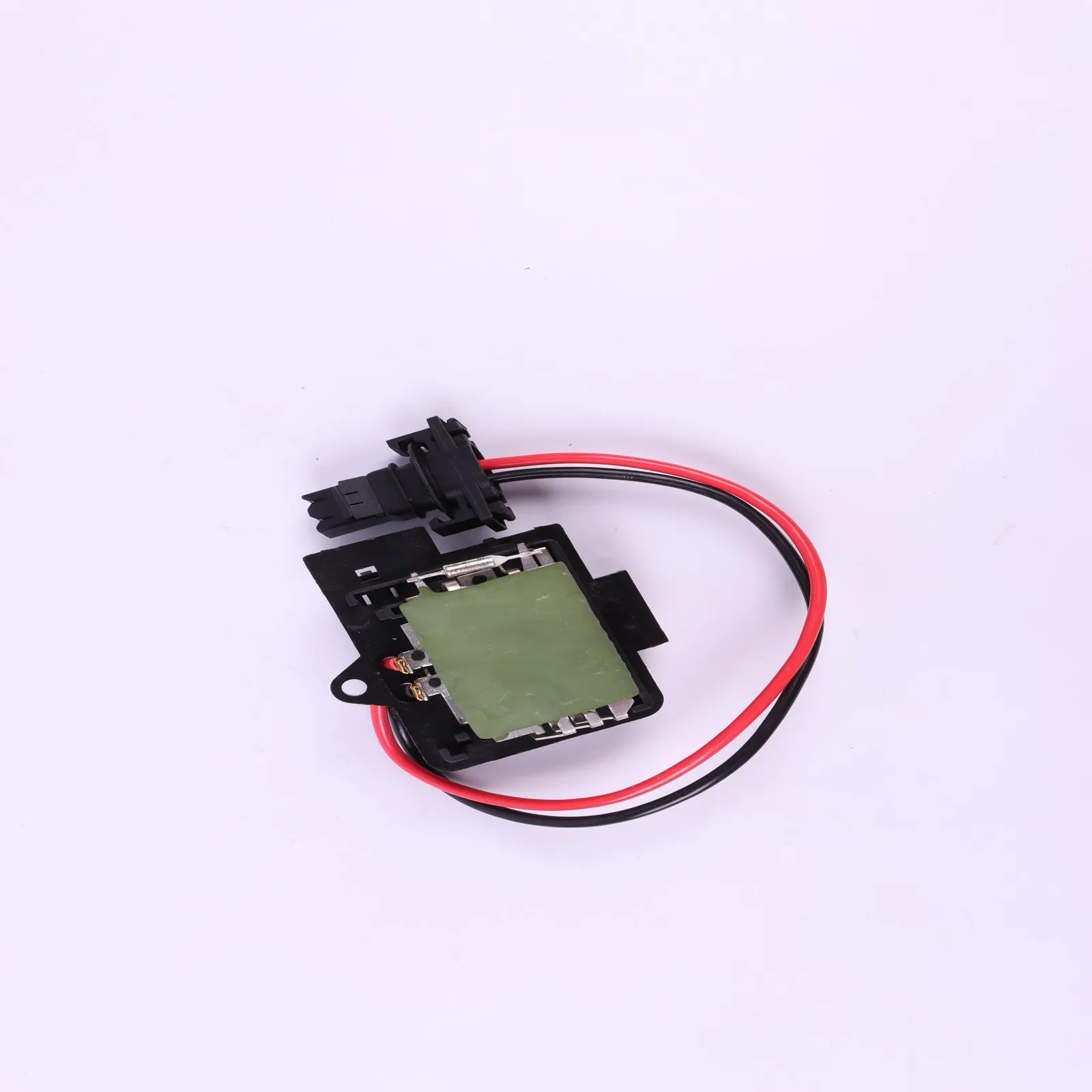 Резистор вентилятора отопителя, 1 шт., 7701044817 7701206104 91158691 для Renault Clio Kangoo, автоаксессуары
Резистор вентилятора отопителя, 1 шт., 7701044817 7701206104 91158691 для Renault Clio Kangoo, автоаксессуары