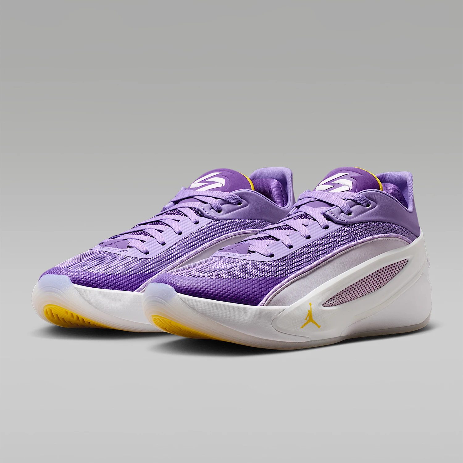 Nike Authentic JORDAN Men's Women's Mesh Breathable Cushioned Retro Basketball Shoes HV8087-101
Nike Authentic JORDAN Men's Women's Mesh Breathable Cushioned Retro Basketball Shoes HV8087-101