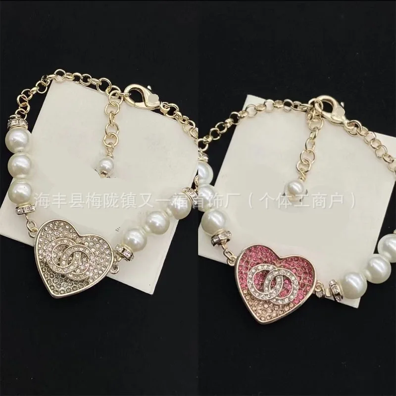 Браслет из розового золота с градиентным переходом, двойное C, универсальный, модный, элитный ювелирный браслет
Браслет из розового золота с градиентным переходом, двойное C, универсальный, модный, элитный ювелирный браслет