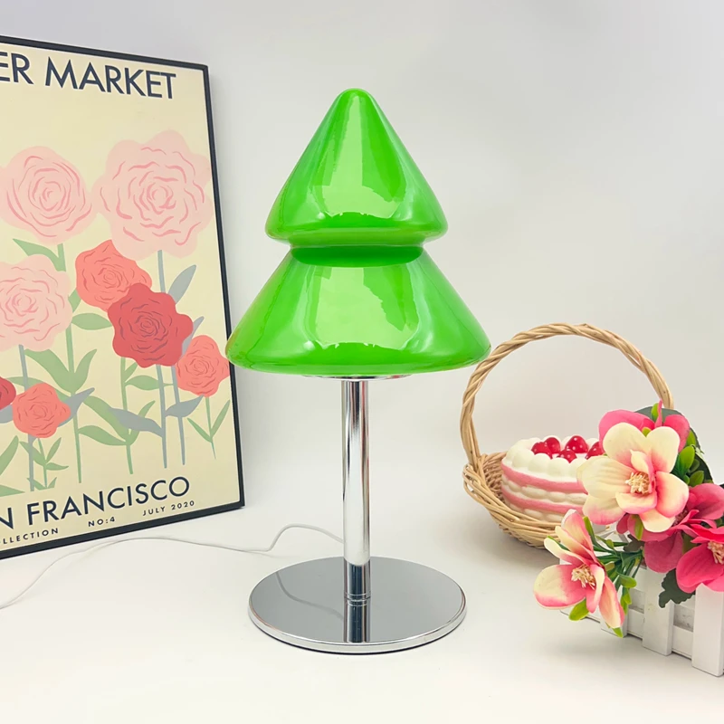 Unnamed store Christmas tree table lamp, glass tabletop, ambient decorative light, bedroom eye-protecting bedside lamp, cute orn
Unnamed store Christmas tree table lamp, glass tabletop, ambient decorative light, bedroom eye-protecting bedside lamp, cute orn