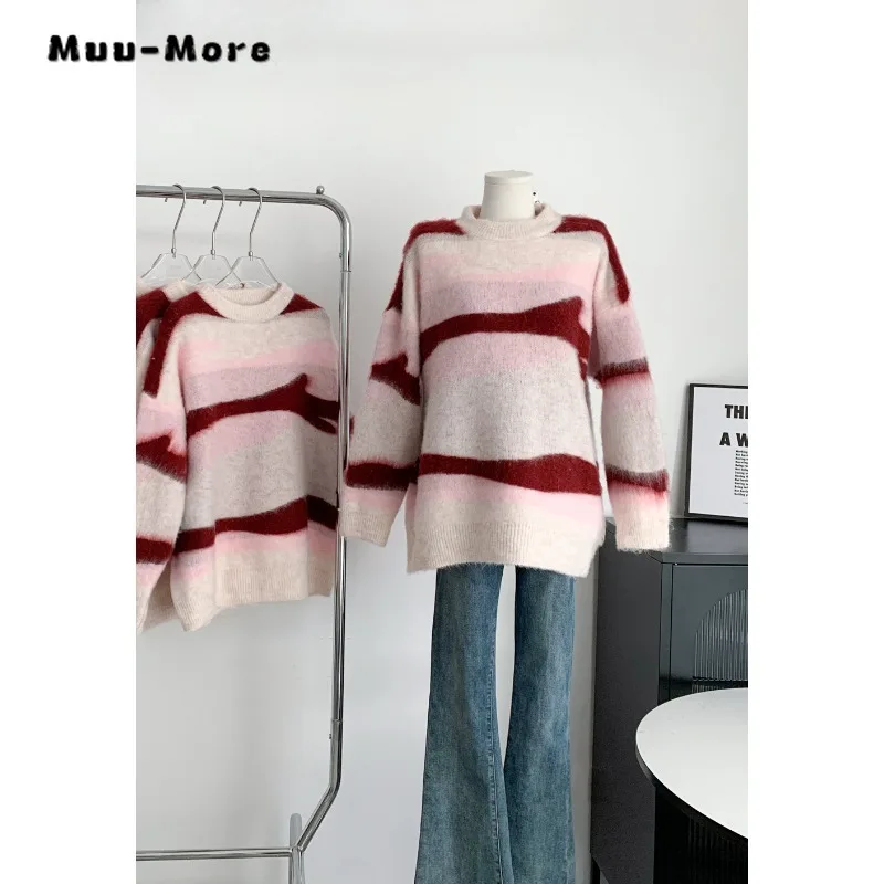 2023 Autumn Winter Casual Round Neck Knitting Long Sleeve Pullovers Korean Fashion Women Striped Loose Ladies Knitted Sweater
2023 Autumn Winter Casual Round Neck Knitting Long Sleeve Pullovers Korean Fashion Women Striped Loose Ladies Knitted Sweater