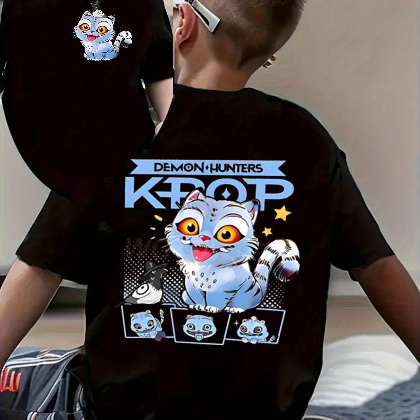 Футболки KPop «Охотники на демонов» для мальчиков и девочек, летние топы с короткими рукавами, детская футболка с круглым вырезом, модные футболки из фильмов 2025 года, детская одежда
Футболки KPop «Охотники на демонов» для мальчиков и девочек, летние топы с короткими рукавами, детская футболка с круглым вырезом, модные футболки из фильмов 2025 года, детская одежда