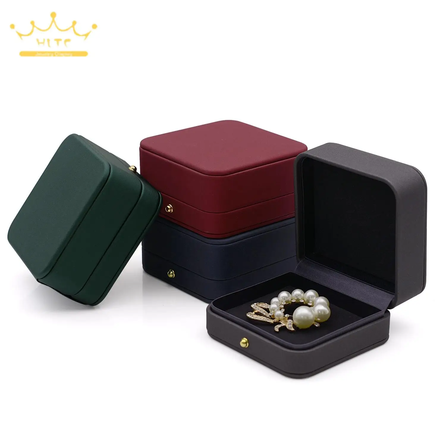 Premium Badge Packaging Gift Box Gold Snap Pu Leather Brooch Storage Box Hook Ring Display Jewelry Box
Premium Badge Packaging Gift Box Gold Snap Pu Leather Brooch Storage Box Hook Ring Display Jewelry Box