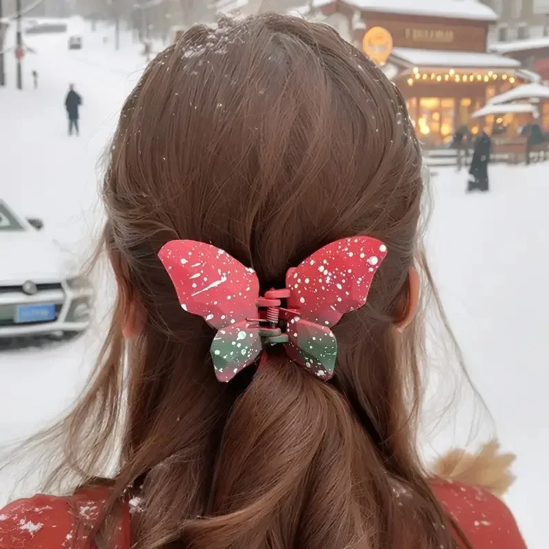 5PCS Christmas Atmosphere Large Size Shark Clamp Snowflake Hair Accessories Hair Division And Fixation Hair Clips
5PCS Christmas Atmosphere Large Size Shark Clamp Snowflake Hair Accessories Hair Division And Fixation Hair Clips