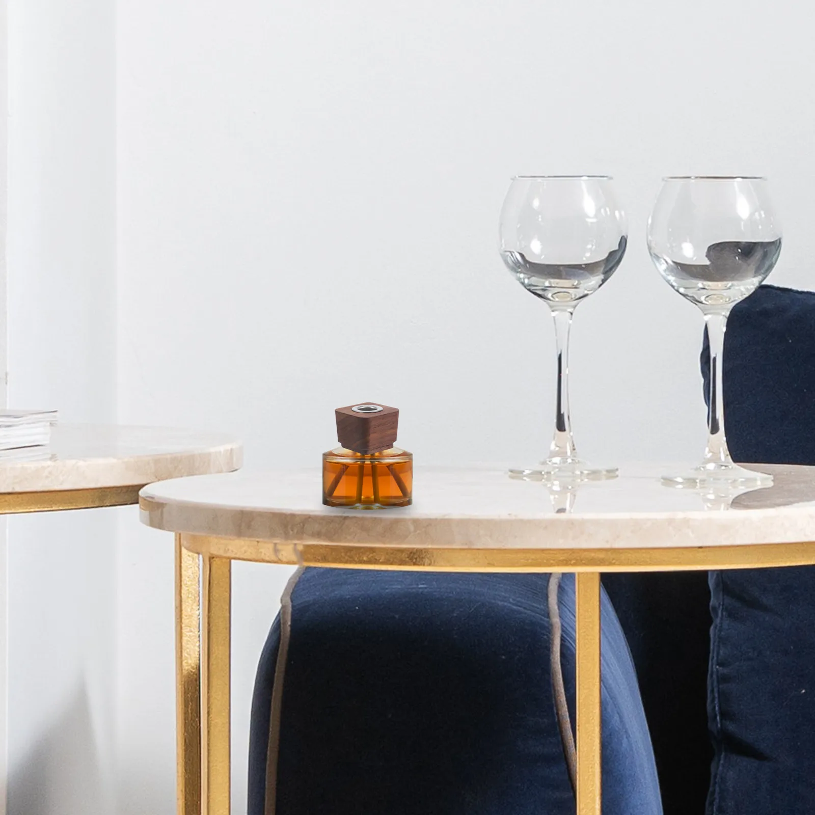 Square Wooden Aromatherapy Bottle Lid Made of Natural Walnut Wood Replacement Diffuser Bottle Cover Preserves Scent Elegantly
Square Wooden Aromatherapy Bottle Lid Made of Natural Walnut Wood Replacement Diffuser Bottle Cover Preserves Scent Elegantly