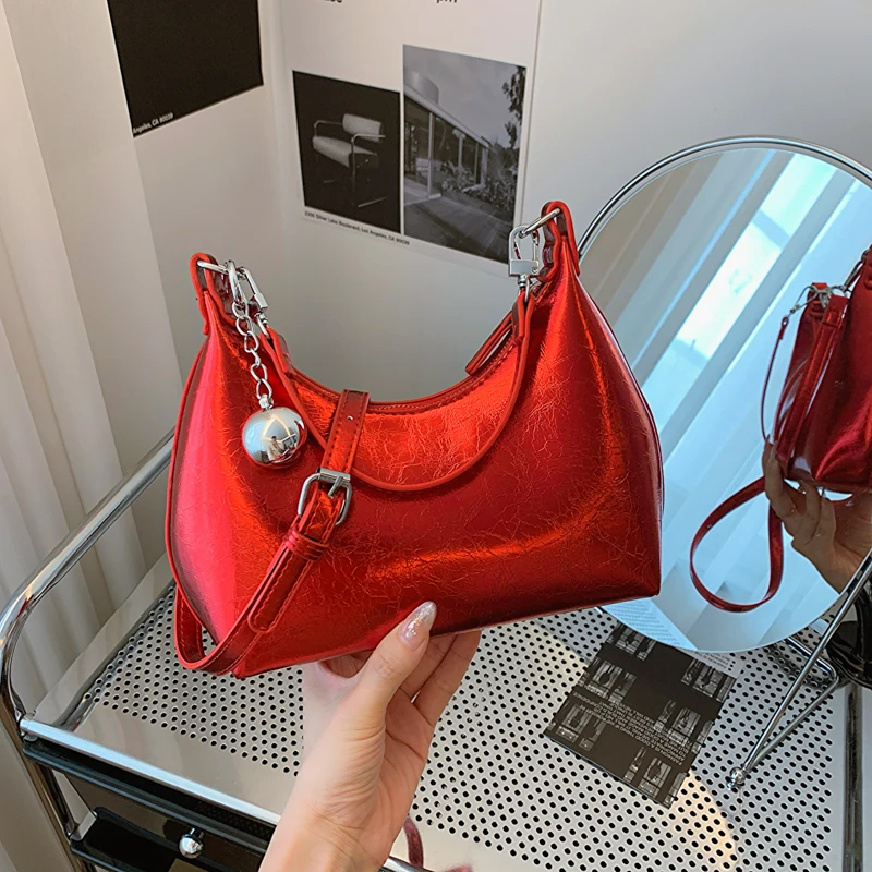 Underarm bag, solid color, women's fashion 2024 new niche design, single shoulder crossbody bag, high-end and stylish dumpling b
Underarm bag, solid color, women's fashion 2024 new niche design, single shoulder crossbody bag, high-end and stylish dumpling b