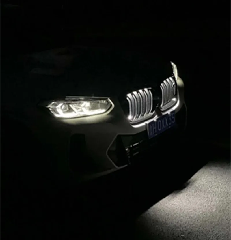 Car styling Middle grille for X5 X7 G05 G07 2020 2021 2022 LED plastic front bumper grill Auto Center Grille vertical bar Ca
Car styling Middle grille for X5 X7 G05 G07 2020 2021 2022 LED plastic front bumper grill Auto Center Grille vertical bar Ca