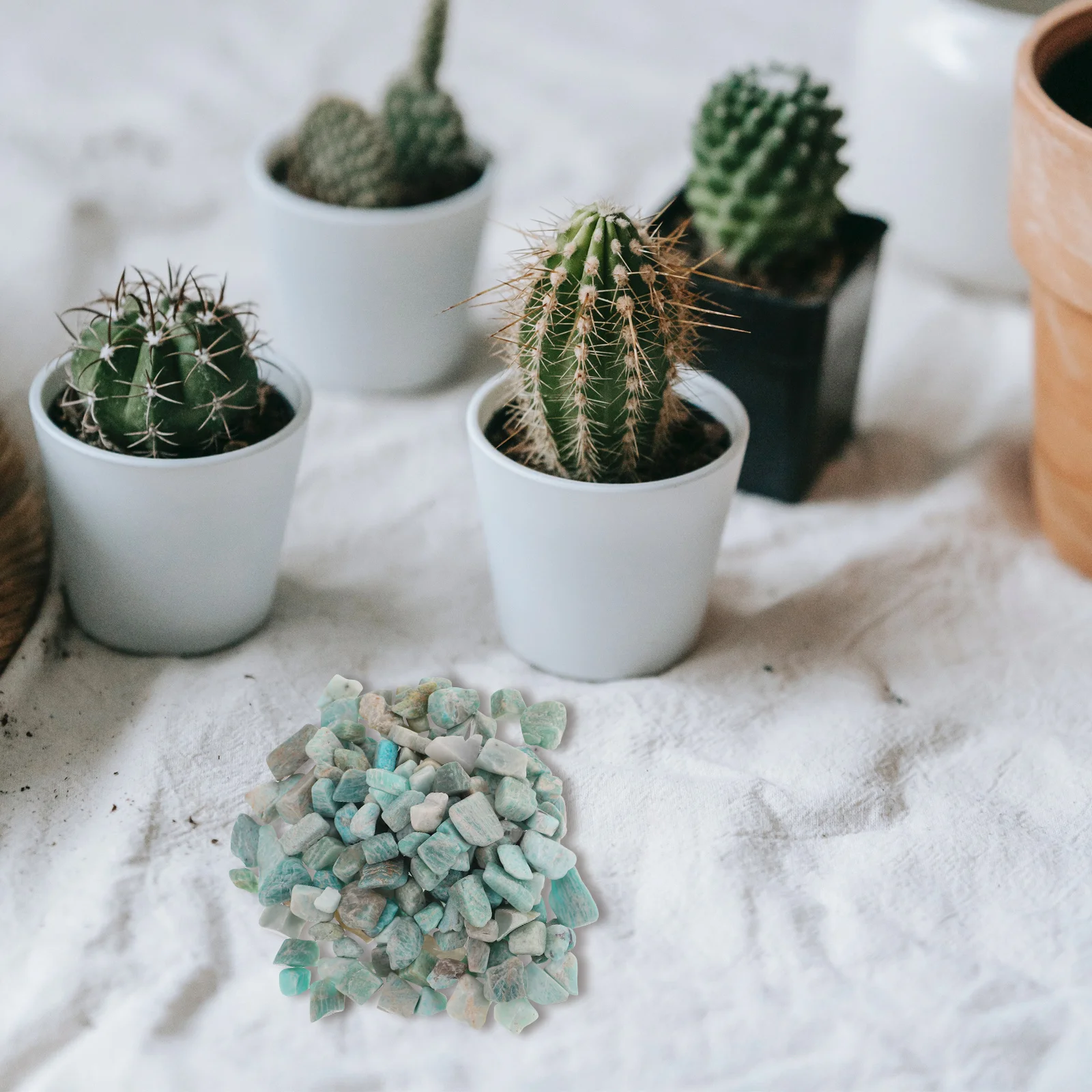 1 Bag Decorative Chakra Crystals Natural Broken Stones Fish Tank Landscaping Ornament Bulk Crystal Stone for Garden Floral
1 Bag Decorative Chakra Crystals Natural Broken Stones Fish Tank Landscaping Ornament Bulk Crystal Stone for Garden Floral