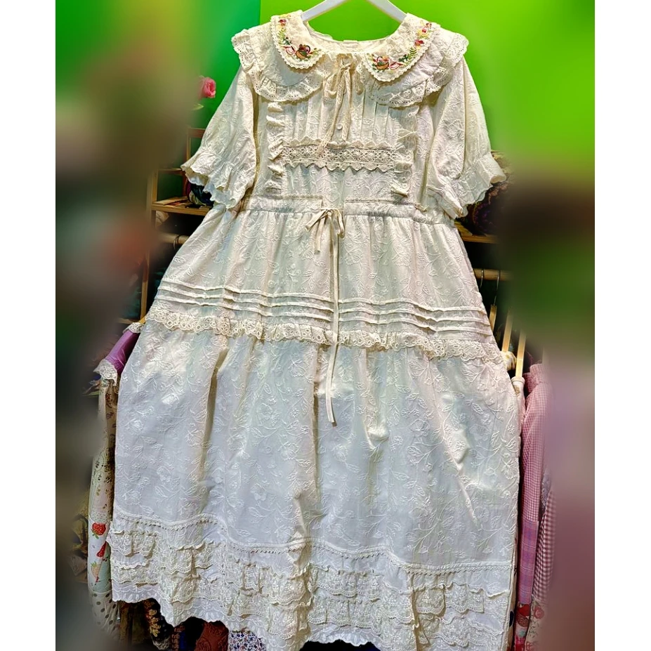 Vintage Cotton Embroidery Ruffled Lace Long Dress for Women Sweet Mori Girl Cottage Core Aesthetics Korean Harajuku Midi Dress
Vintage Cotton Embroidery Ruffled Lace Long Dress for Women Sweet Mori Girl Cottage Core Aesthetics Korean Harajuku Midi Dress