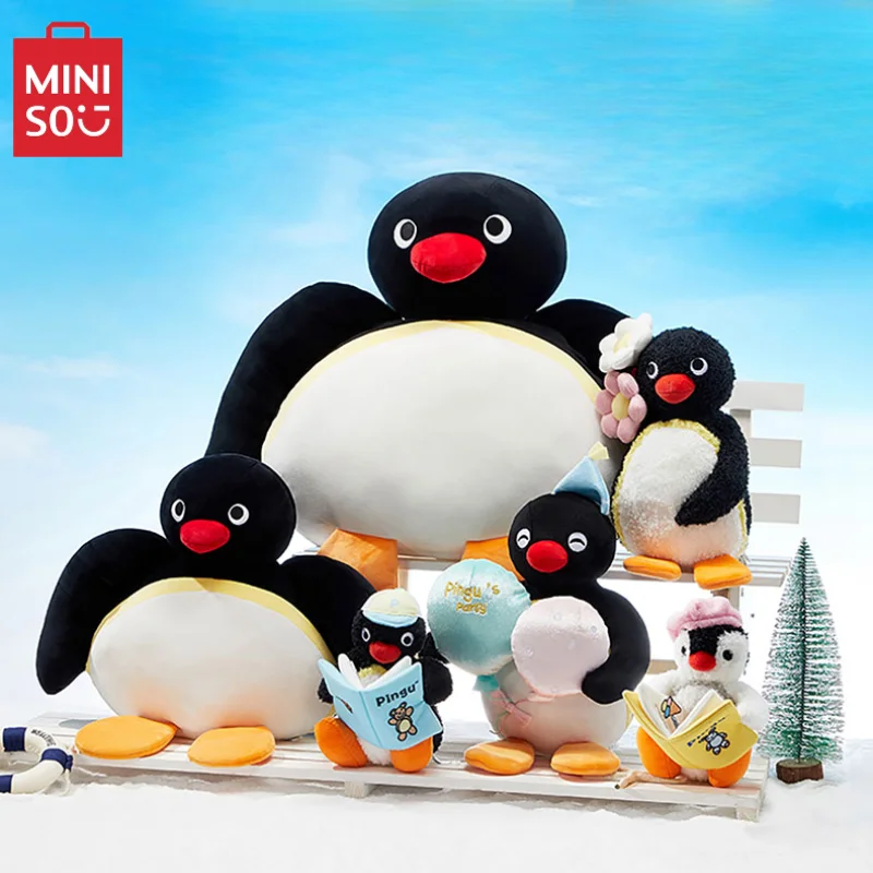 Серия MINISO Pingu, подушка для куклы, плюшевая игрушка, кровать для девочки, сна, мультяшное настольное украшение, лечебный подарок для детей на день рождения 
Серия MINISO Pingu, подушка для куклы, плюшевая игрушка, кровать для девочки, сна, мультяшное настольное украшение, лечебный подарок для детей на день рождения