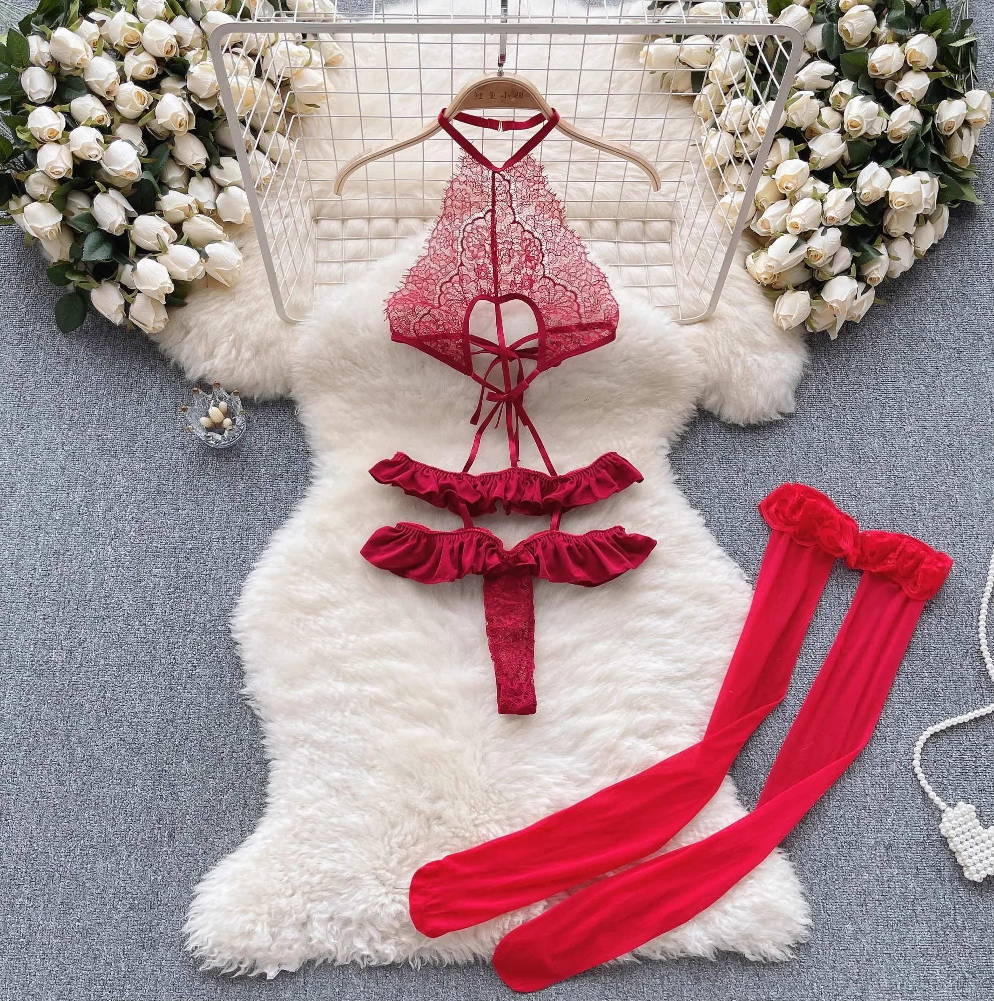 Женские сексуальные кружевные боди + чулки, прозрачные костюмы для сна, модные летние эротические комбинезоны с лямкой на шее и открытой спиной
Женские сексуальные кружевные боди + чулки, прозрачные костюмы для сна, модные летние эротические комбинезоны с лямкой на шее и открытой спиной