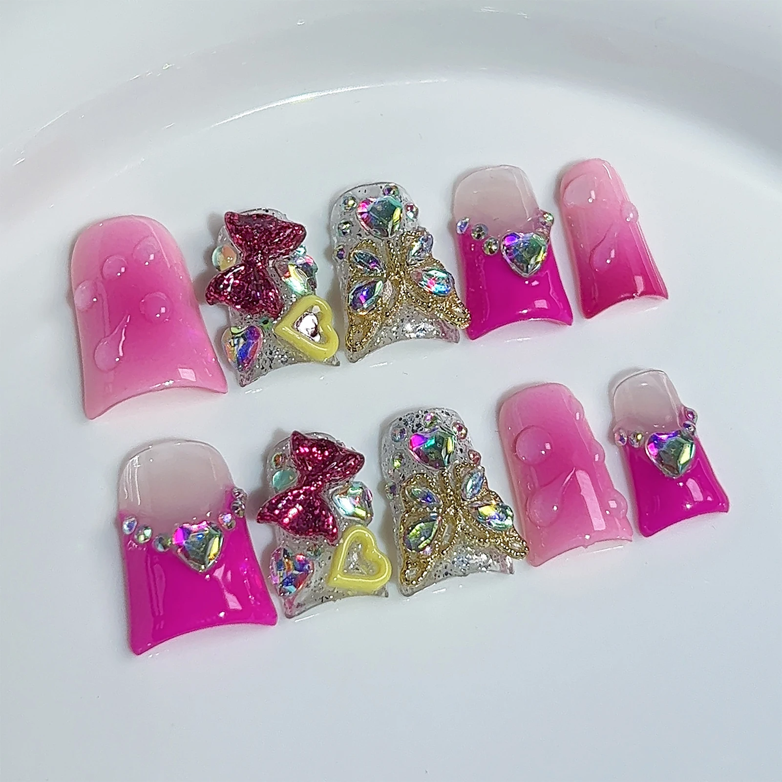 10pcs Handmade Duckbill Press On Nails Ice Transparent Blush French Tips Fake Nails Colrful Bowknot Diamond Decor Sweet Manicure
10pcs Handmade Duckbill Press On Nails Ice Transparent Blush French Tips Fake Nails Colrful Bowknot Diamond Decor Sweet Manicure