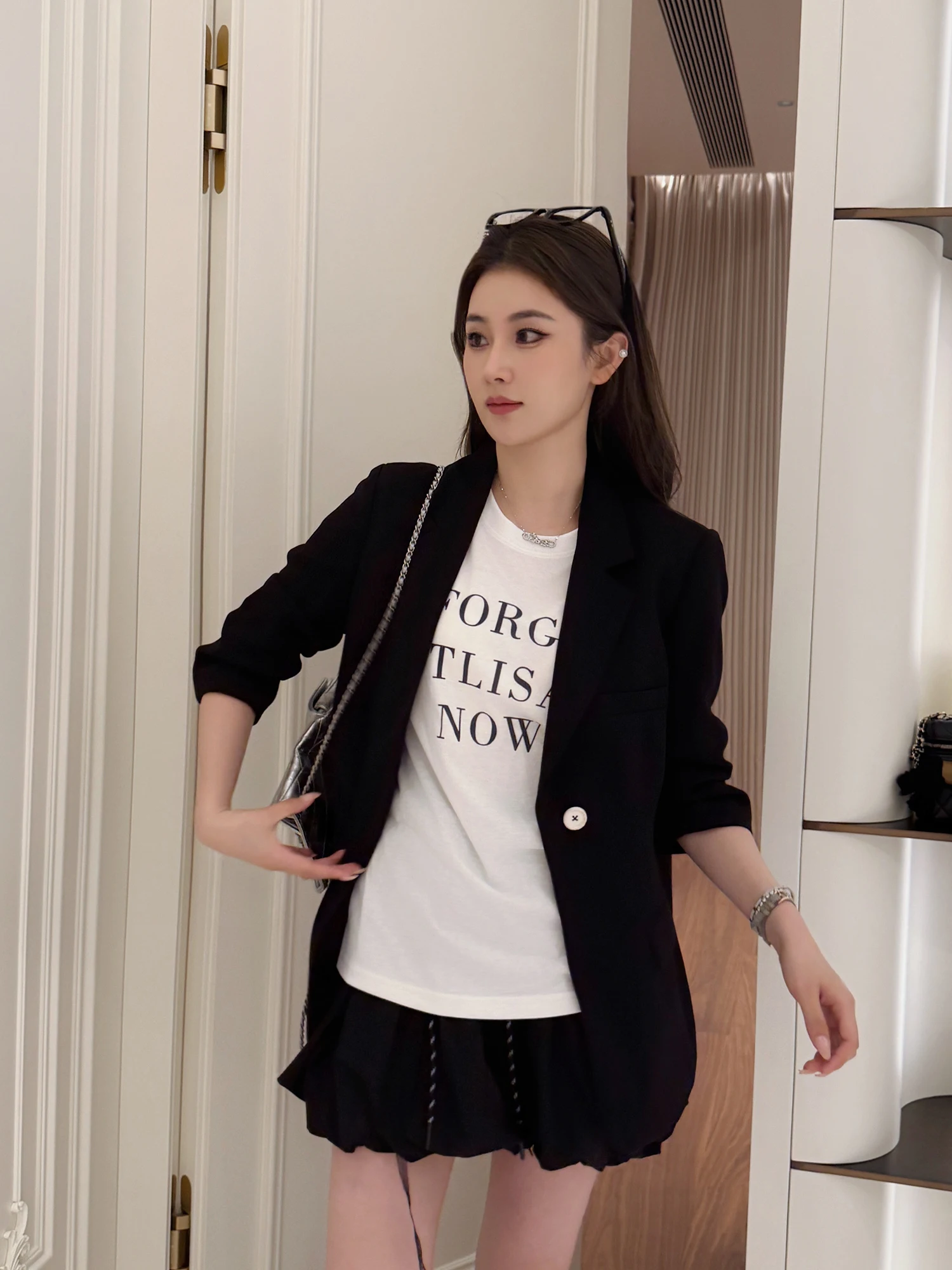 Легкий дышащий костюм из ацетата Rubbit Chic для защиты от солнца и кондиционирования воздуха, складной, для отдыха
Легкий дышащий костюм из ацетата Rubbit Chic для защиты от солнца и кондиционирования воздуха, складной, для отдыха