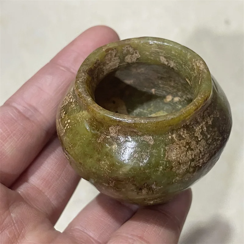 Chinese Collectible handmade carved antique jade jars jade ornaments decorative craft
Chinese Collectible handmade carved antique jade jars jade ornaments decorative craft