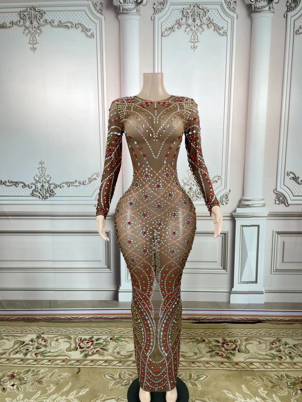 Flashing Rhinestone Transparent Dress Birthday Evening Show Long Dress Prom Dancer Sexy See Through Crystals Costume Plus Size
Flashing Rhinestone Transparent Dress Birthday Evening Show Long Dress Prom Dancer Sexy See Through Crystals Costume Plus Size