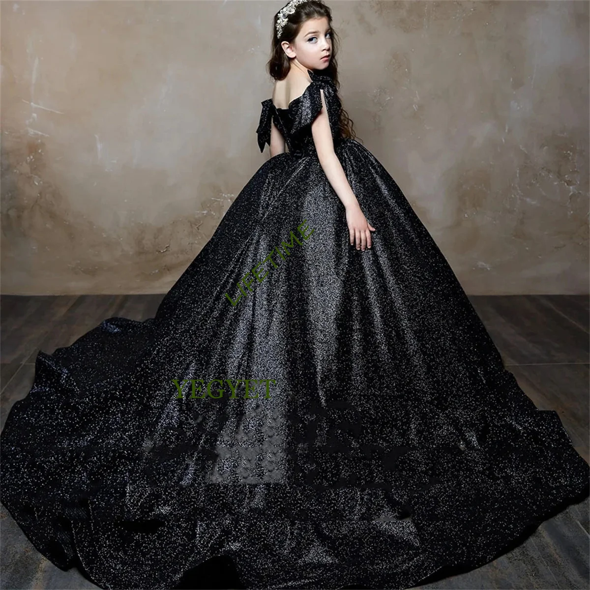 Girl Dress For Kid Child Flower Shiny Princess Sleeve Flower Dress Custom Color 2024 Child Wedding Party Maxi Ball Gown Evening
Girl Dress For Kid Child Flower Shiny Princess Sleeve Flower Dress Custom Color 2024 Child Wedding Party Maxi Ball Gown Evening