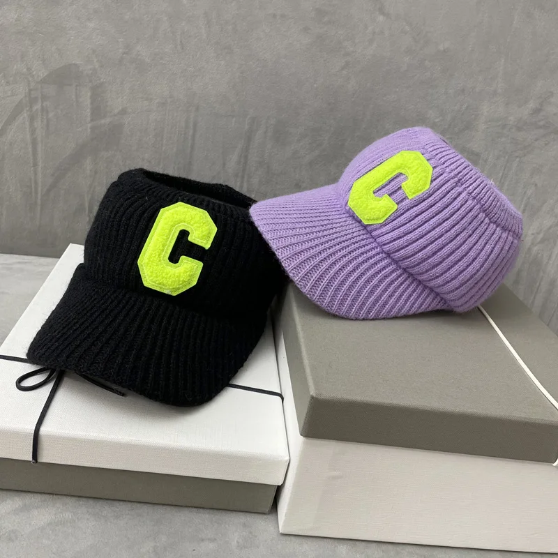 Winter Thickened and Cashmere Knit Cap Play Golf Letter C Empty Top Hat Outdoor Street Fashion Sports Sunblock Hat
Winter Thickened and Cashmere Knit Cap Play Golf Letter C Empty Top Hat Outdoor Street Fashion Sports Sunblock Hat