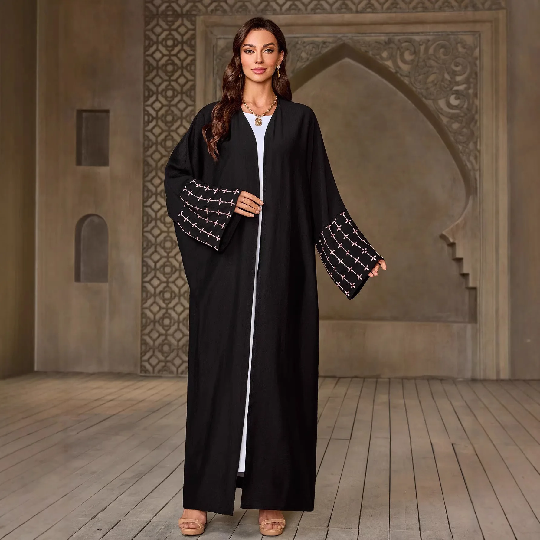 2026 New Embroidered Clothing Fashionable Elegant Cardigan Rayon Dress Cover-up Robe Abaya Ramadan Dubai Luxury Islam Elegant
2026 New Embroidered Clothing Fashionable Elegant Cardigan Rayon Dress Cover-up Robe Abaya Ramadan Dubai Luxury Islam Elegant
