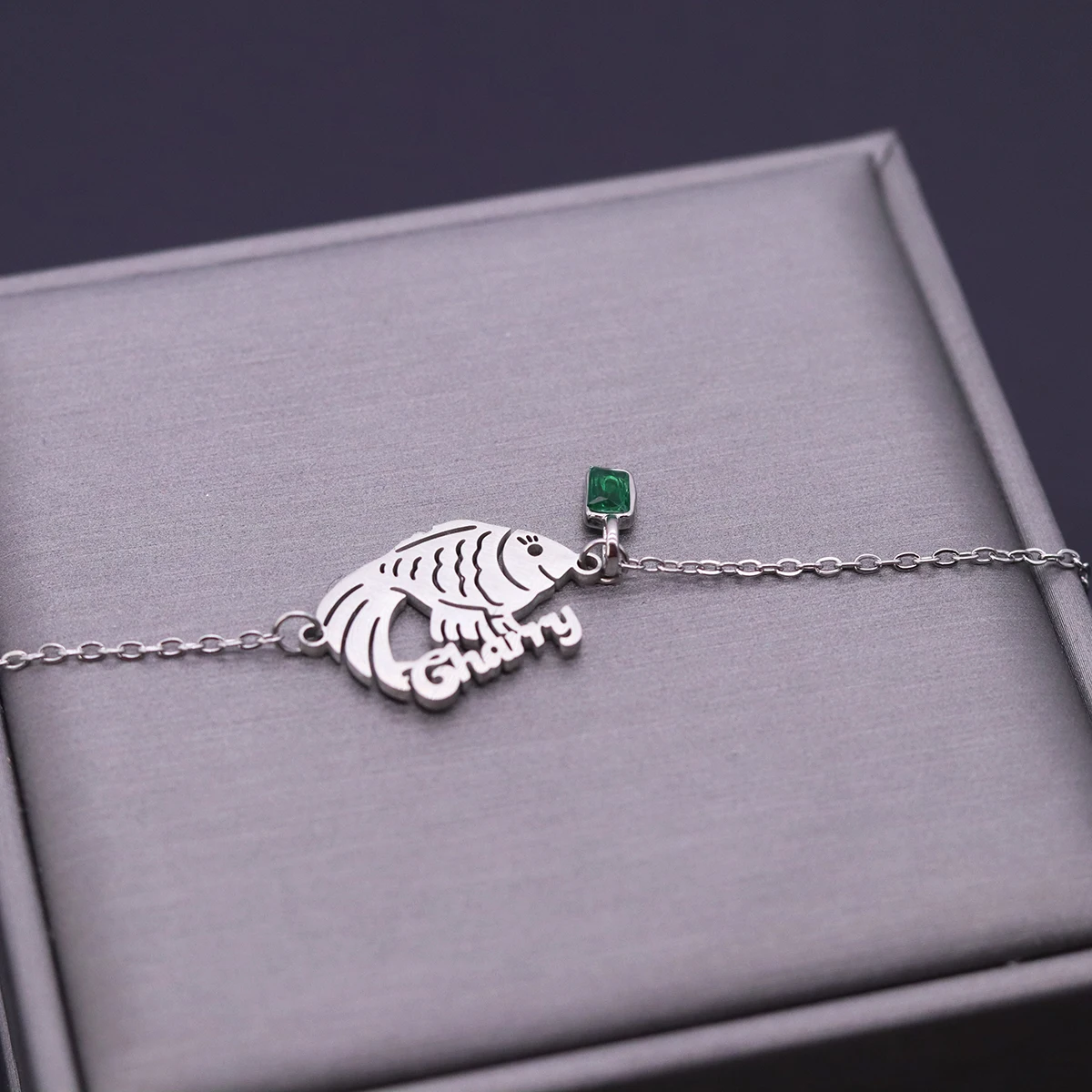 Chandler Personalized Koi Fish Name Bracelet, French Minimalist Design, Handmade Adjustable Chain with Custom Name & Birthstone
Chandler Personalized Koi Fish Name Bracelet, French Minimalist Design, Handmade Adjustable Chain with Custom Name & Birthstone