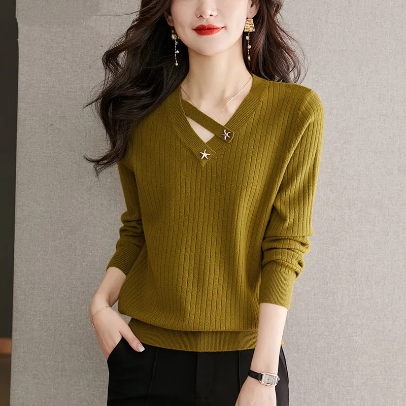 TuangBiang Autumn Winter 2023 Starfish Button Decorate V-Collar Pullovers Full Sleeve Sweater Korean Women Fashion Knitted Tops
TuangBiang Autumn Winter 2023 Starfish Button Decorate V-Collar Pullovers Full Sleeve Sweater Korean Women Fashion Knitted Tops