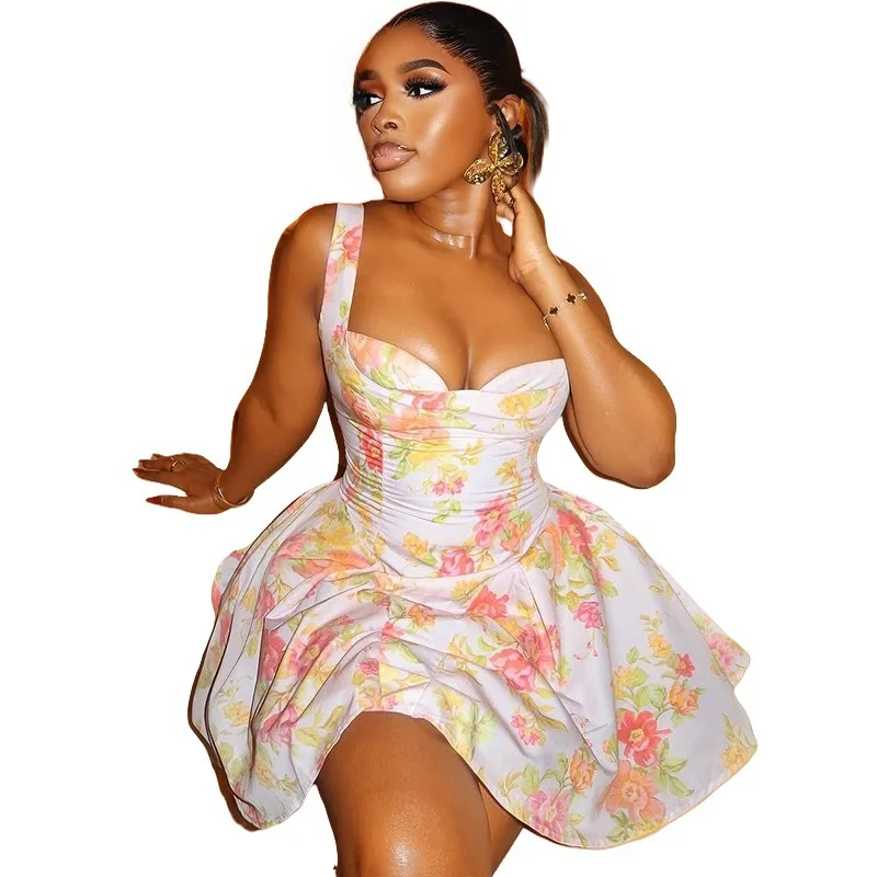 Women's Floral Print Halter Wave-collar Sleeveless Waistband Backless A-Line Mini Dress
Women's Floral Print Halter Wave-collar Sleeveless Waistband Backless A-Line Mini Dress